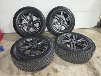 Ford F-150 wheels and tires 2023 275/60R20