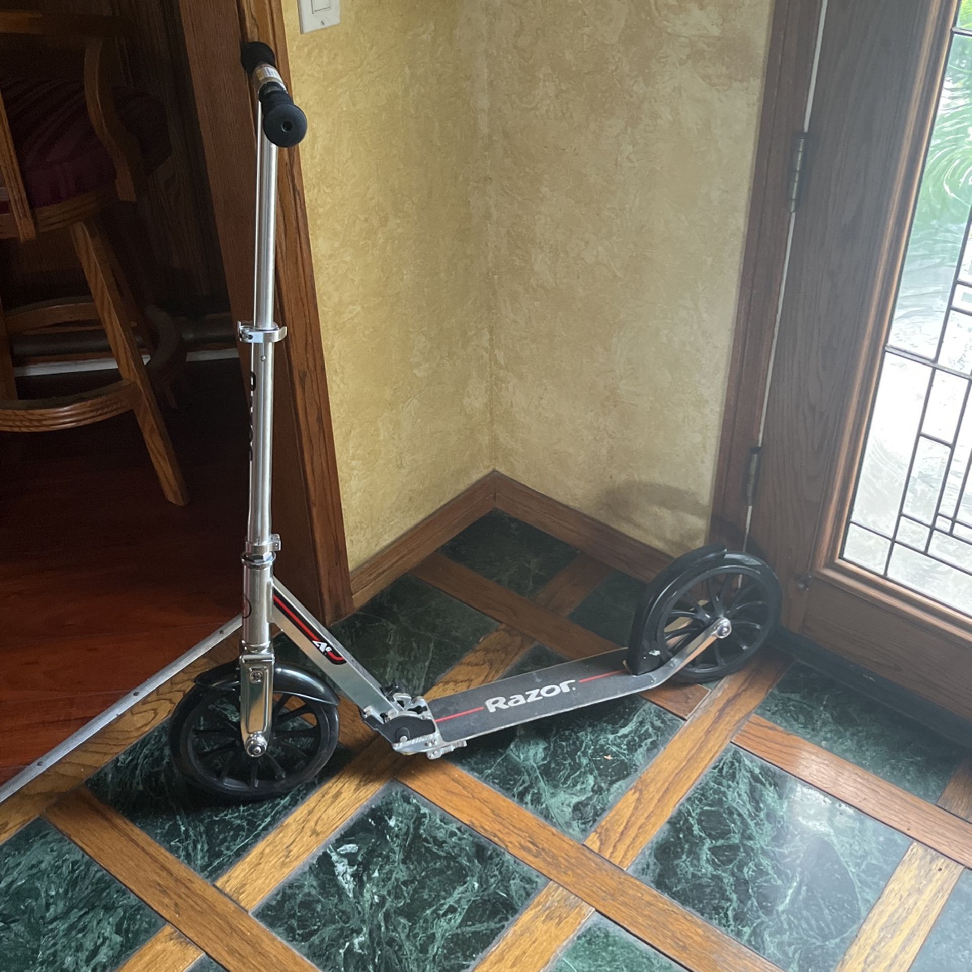 Extra Tall Razor Scooter Adult And Kid