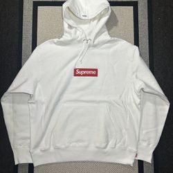 Supreme Hoodie