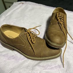 New PERRY ELLIS size 8