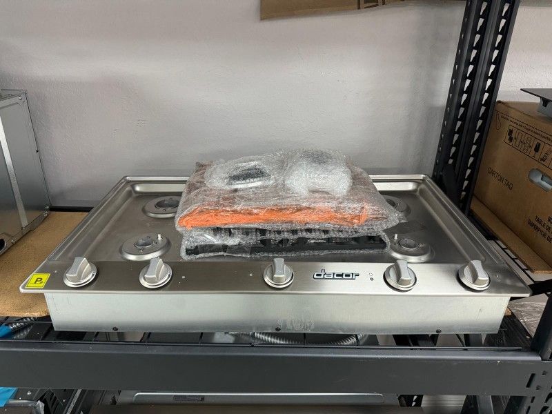DACOR Gas (Cooktop) With Warranty Model DCT365S 11358 for Sale