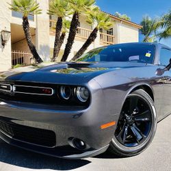 2015 Dodge Challenger Hemi V8