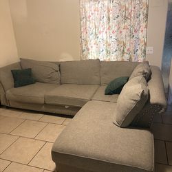 Couch set