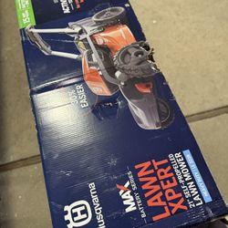 Husqvarna Lawn Xpert LE322R 40-volt, 21-in Self Propelled Battery Walk Mower