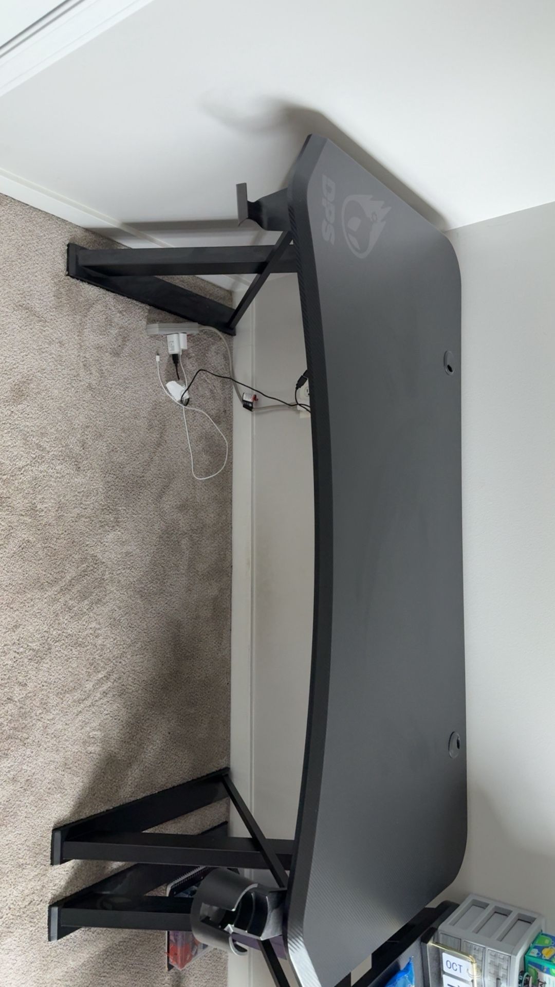 DPS gaming desk w/ LEDs