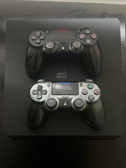 PS4 FOR SALE WITH 2 CONTROLLERS