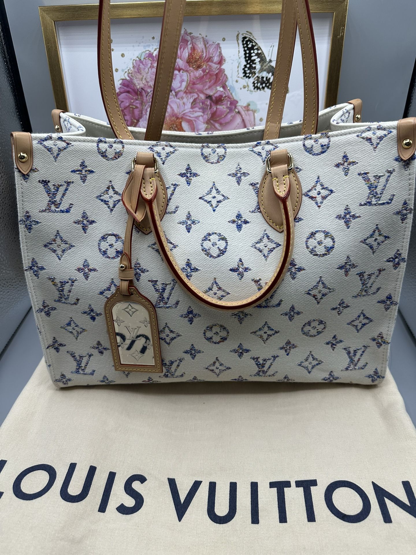 Louis Vuitton On The Go MM