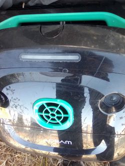 Wybot pool vacuum