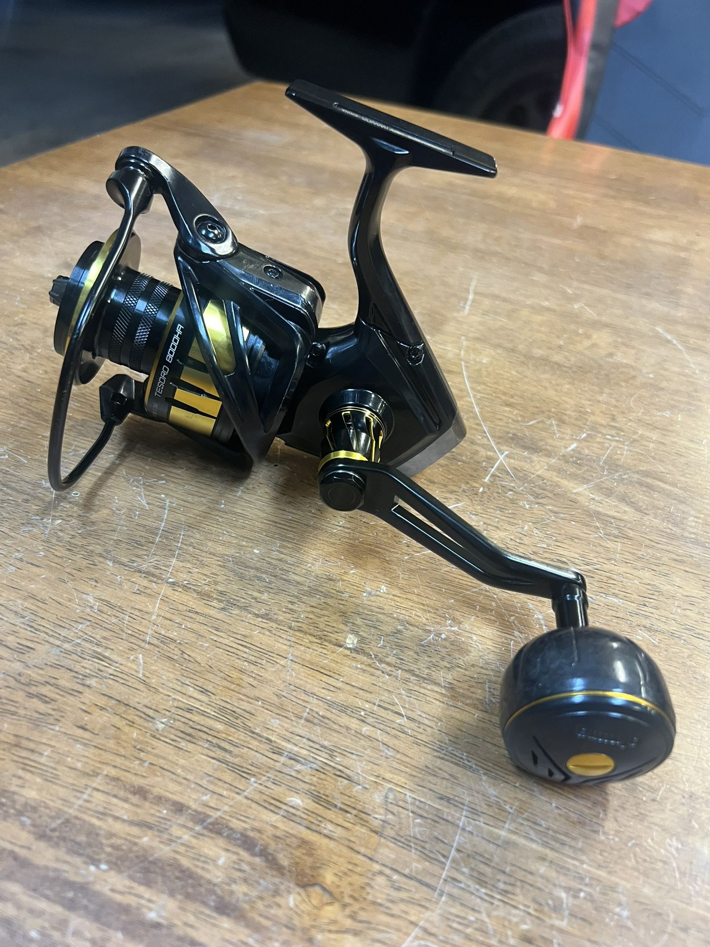 Okuma Tesoro 8000HA Spinning Fishing Reel