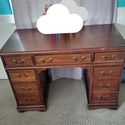 computer desk or laptop desk