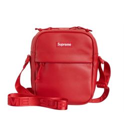 SUPREME LEATHER SHOULDER BAG RED