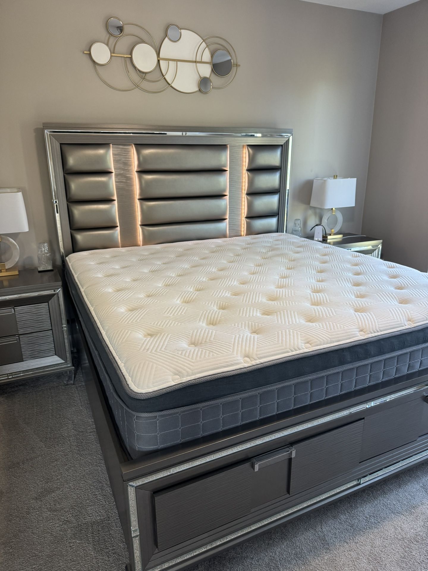 New bedroom set for sale.