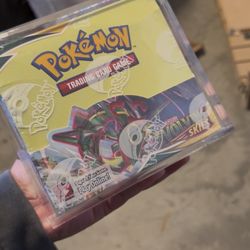 Evolving Skies Booster Box