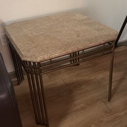 📍 Marble End Table – Heavy, Solid – Modern Metal Base (Excellent Condition)