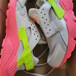 Women's Nike Hurache Run