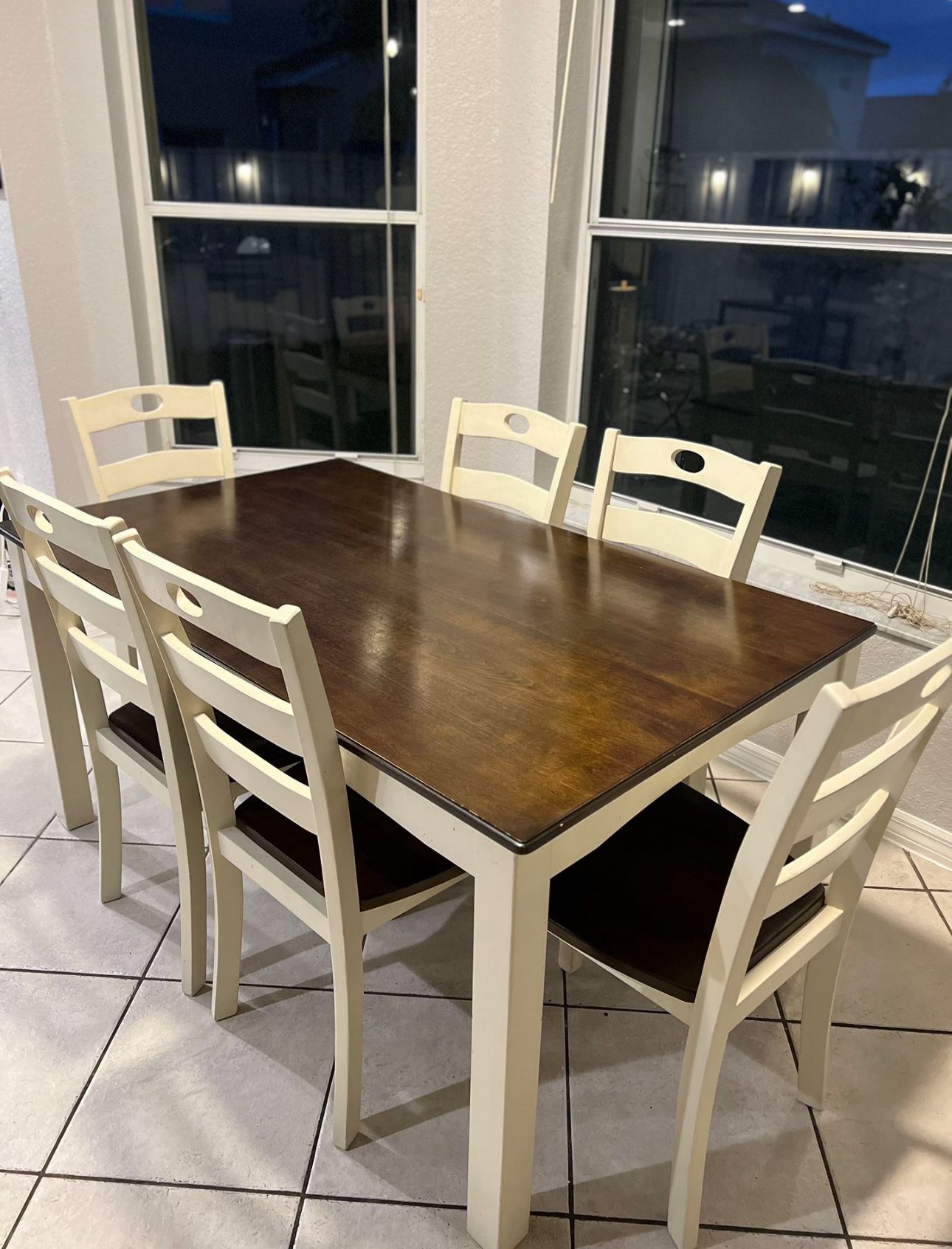 Kitchen dinette Set Dining Table Set 6 Chairs Perfect Shape 
