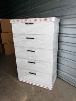 NEW 5 DRAWER CHEST 😊 AVAILABLE IN BLACK, WHITE AND GREY COLOR