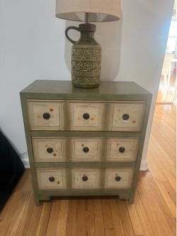 Raymour & Flanigan Drawer Chest