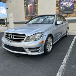 2014 Mercedes C250 Clean Tittle Low Miles