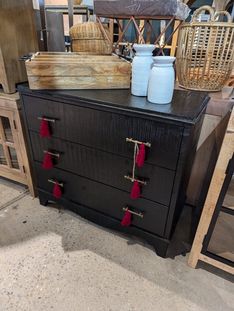 Three Drawer Dresser Mango In Black