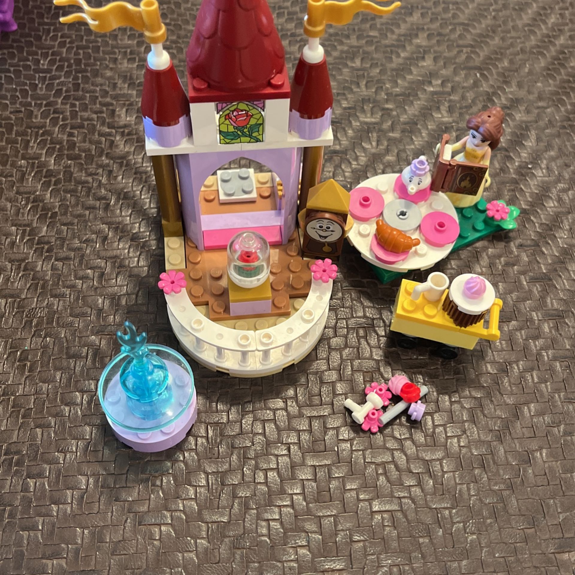 Lego Juniors 10762 Belle's Story Time Disney Princess  87 Pc