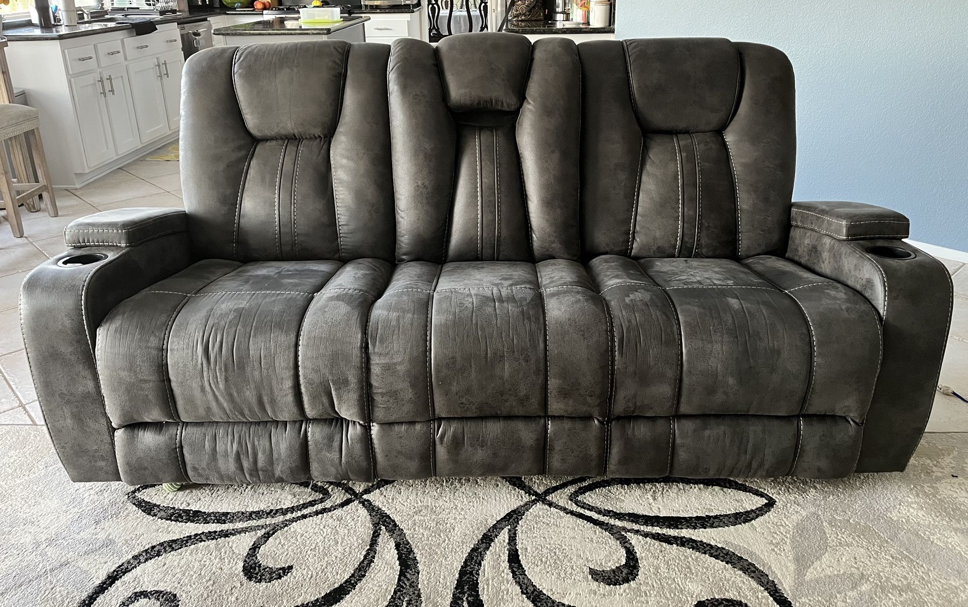 Couch & Recliner Set