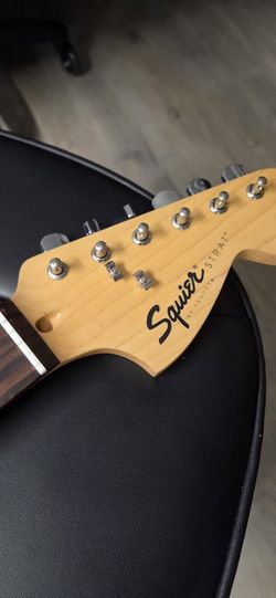 Squire electric guitar Neck
