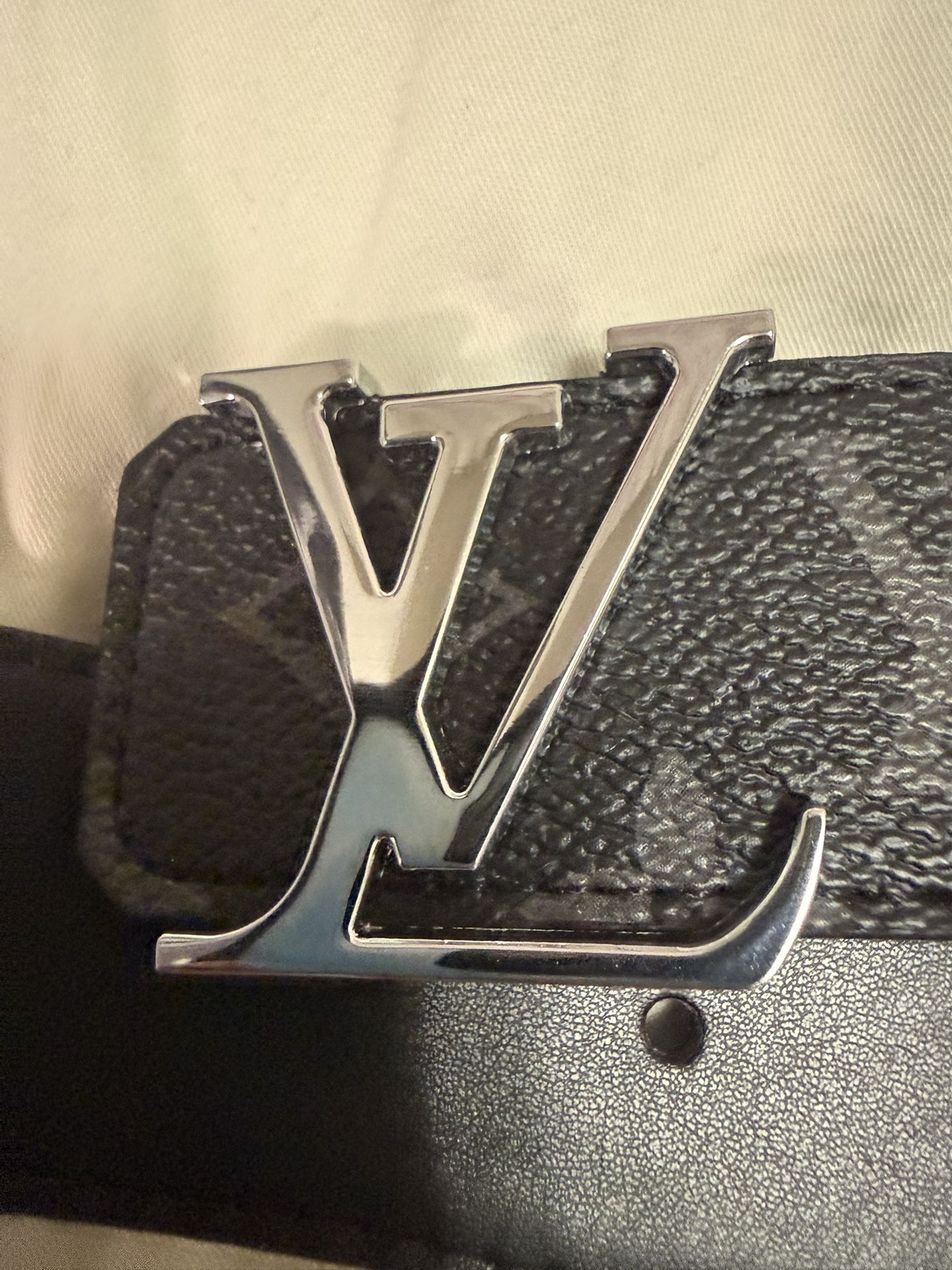 Men’s Louis Vuitton Belt Black 40-42