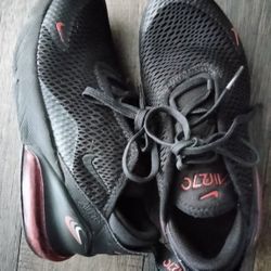 Boys Size 13C Air Max 270 Nike Sneakers 