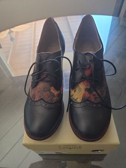 L'ARTISTE SHOES