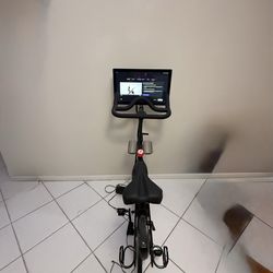 Peleton gen 2 bike used in good condition