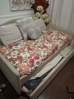 Day bed