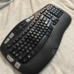 Logitech K350 Wireless Wave Keyboard