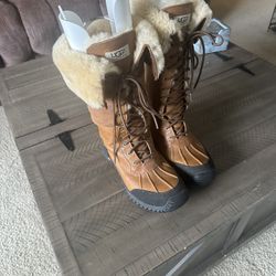 ❄️ UGG Adirondack Tall Boots – Waterproof & Shearling Lined – Like New!