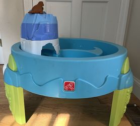 Step 2 Summer Splash Tower Water Table