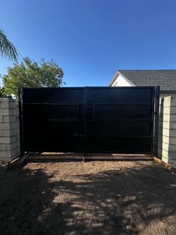Heavy duty door