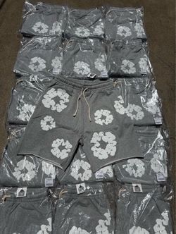DENIM SHORTS (MAKE SURE TO READ BIO)