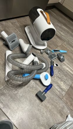 pet groomer vacuum