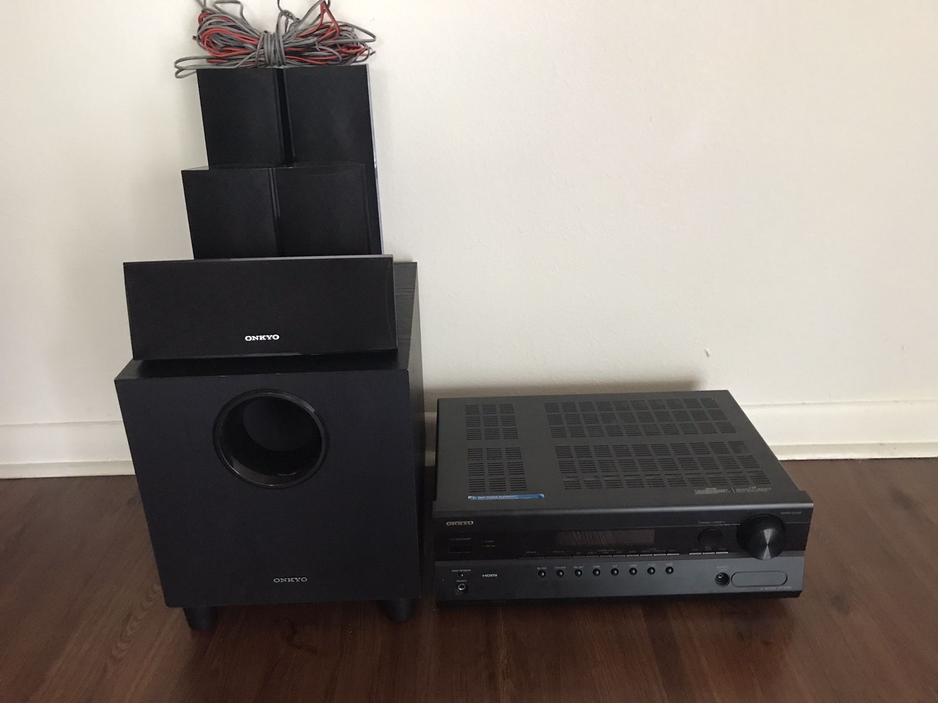 Onkyo Theater Systems- 5 speakers and sub with Amplifier