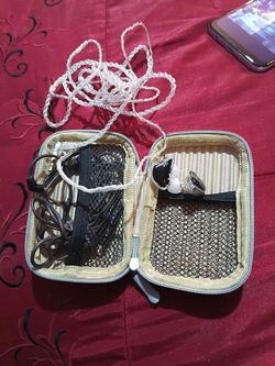 BASN headphones