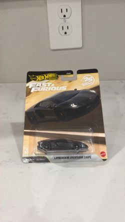 Lamborghini Aventador coupe premium hot wheels