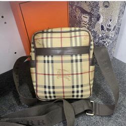 Pre Loved Authentic Vintage Burberry PaddyHaymaker Leather Shoulder Crossbody Canvas 