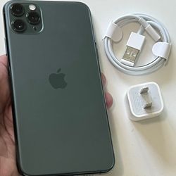 iPhone 11 Pro Max  , Factory Unlocked,  Excellent Condition Like New 