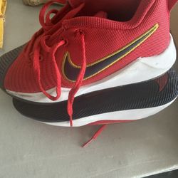 Nike Boy Shoes 3.5 