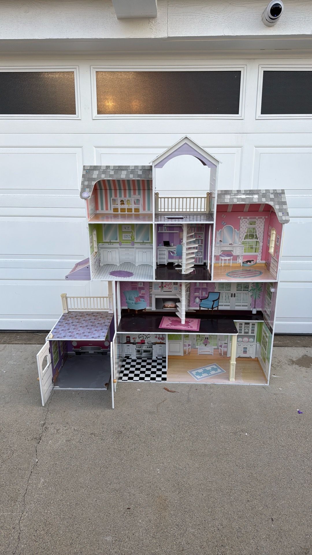Dollhouse