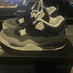 Jordan 4