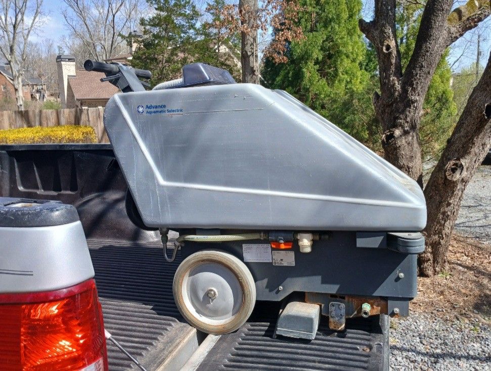 Carpet Cleaning Extractors