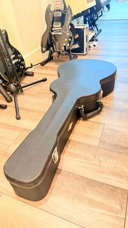 Taylor Guitars Deluxe Hard-Shell Acoustic Guitar Case or  TRADE for GIBSON LES PAUL HARD CASE