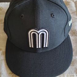 Mexico Fitted Cap 7-3/8 Black/White New no Tags Asking $30 Firm on Price 
