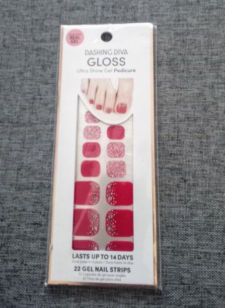 Dashing Diva Gloss Ultra Shine Gel Pedicure (32 Gel Nail Strips)